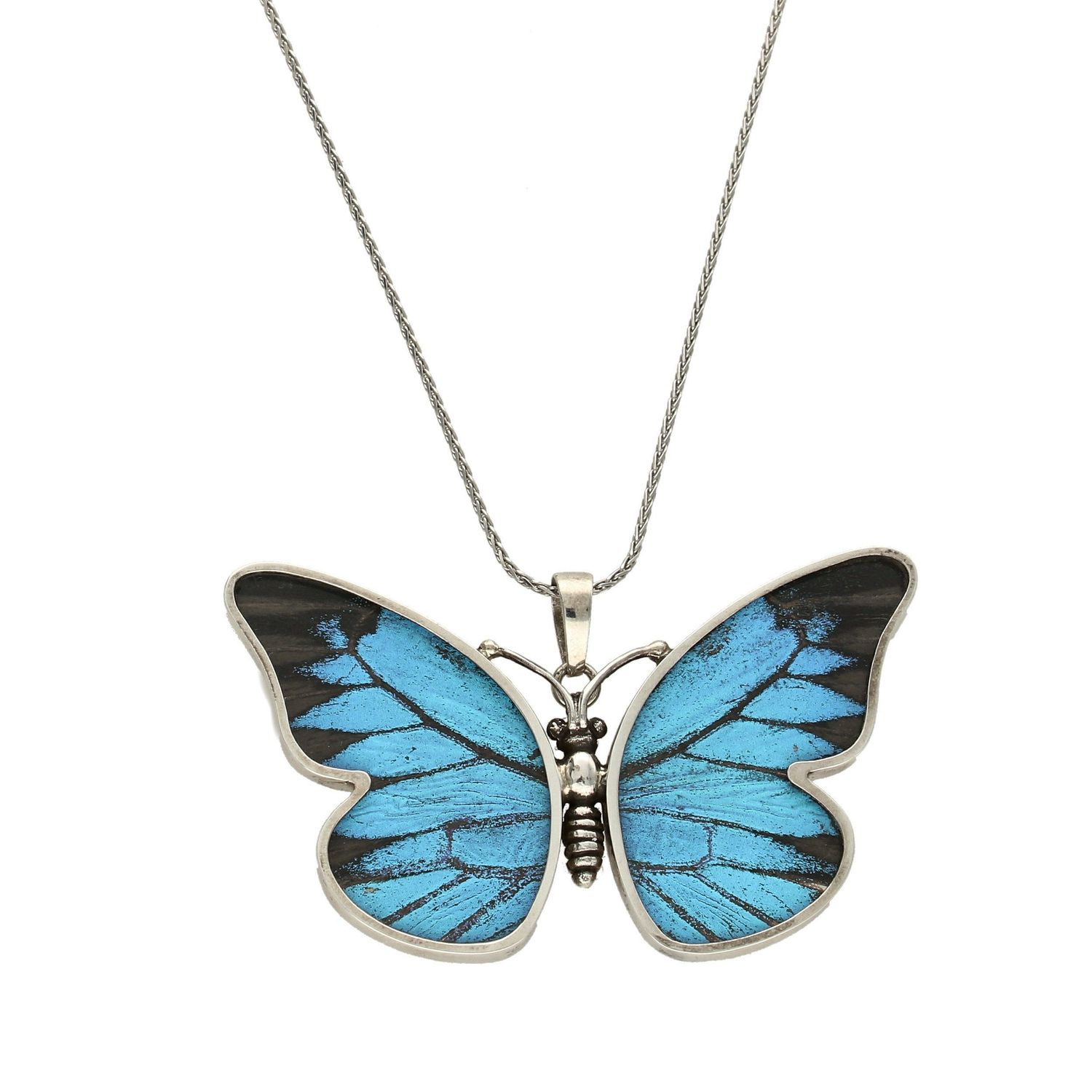 Zawieszka srebrna w kształcie motyla W 2443.jpg